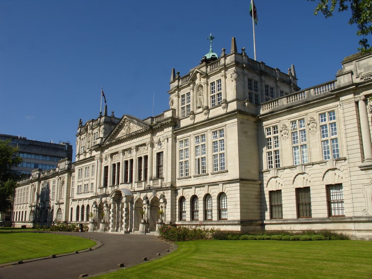 Cardiff University kampüsünden bir görünüm