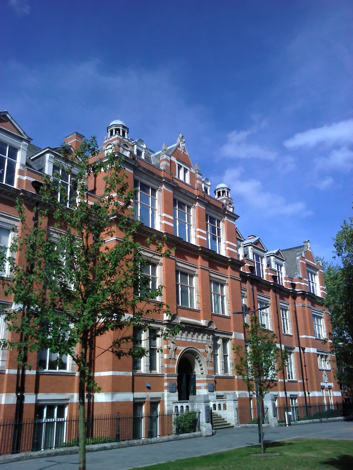 De Montfort University kampüsünden bir görünüm