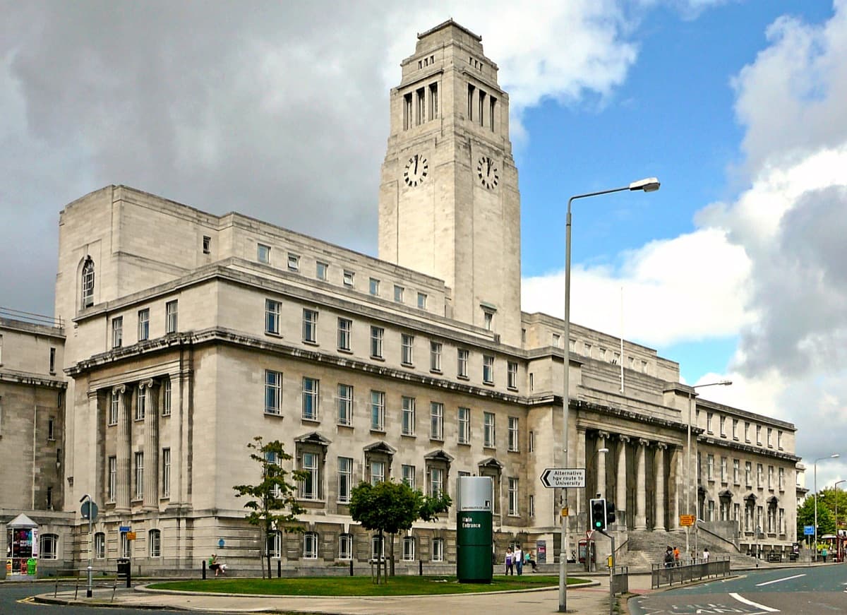 University of Leeds kampüsünden bir görünüm