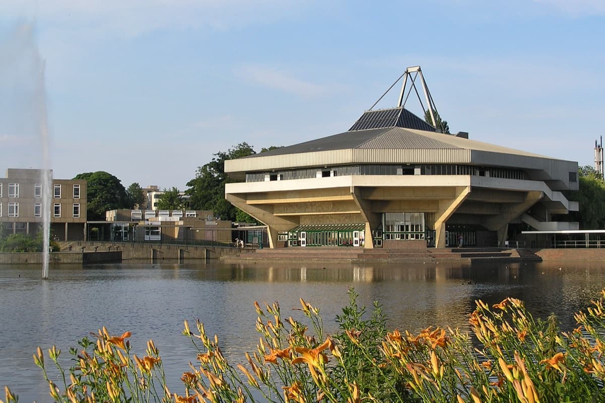 University of York kampüsünden bir görünüm